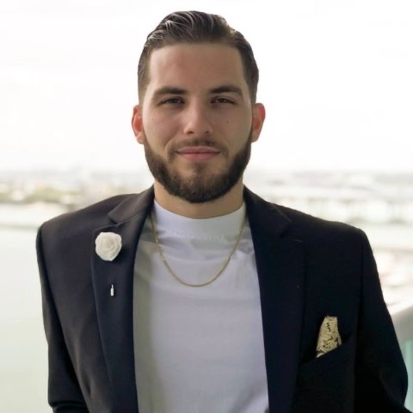 Meet your Posher, Chase - Picture 1 of 1